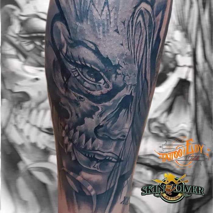 Tattoo Black and Grey Style